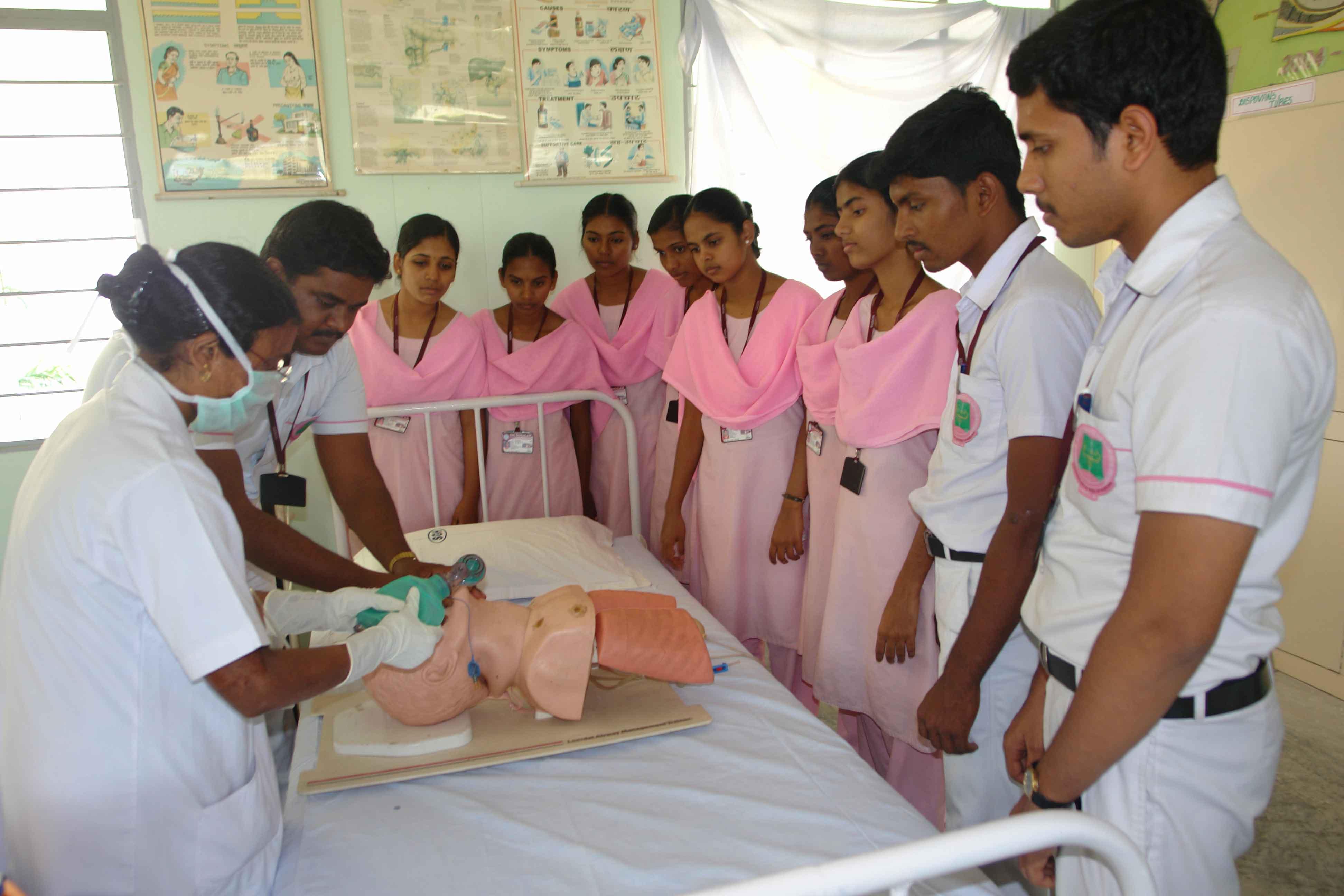 Sri Gokulam College of Nursing Salem Laboratory photo 4